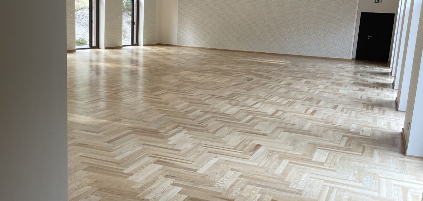 Kompleksowe cyklinowanie parkietu